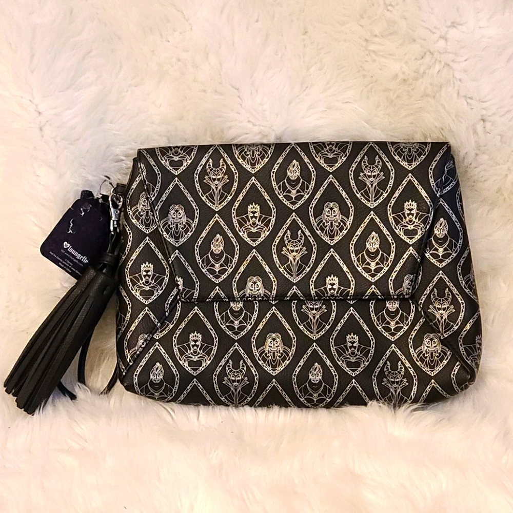 Nwt Torrid disney loungfly Villains